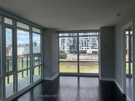 2 Bed & 2 Bath - 170 Fort York Blvd