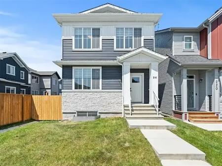 Immaculate like new 3bd home | 216 Walgrove Way Southeast, Calgary