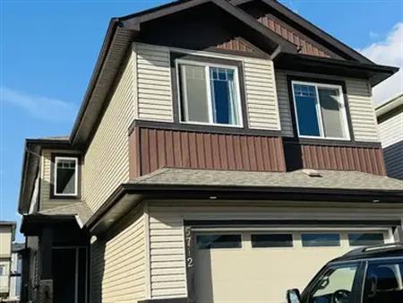 Executive 5 bedroom house for rent. | 5712 176 Avenue Northwest, Edmonton