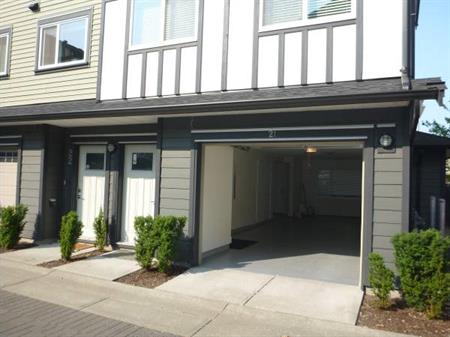 3 Bedrooms Townhouse near Richmond Walmart