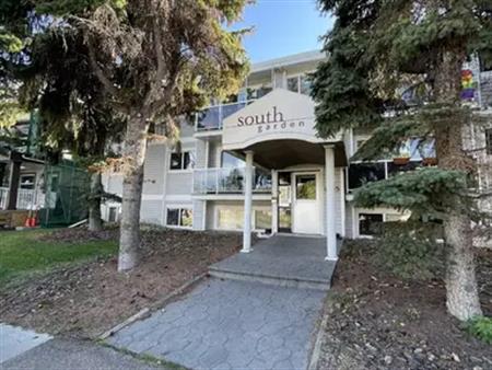 2 Bedroom Condo - with In-suite Laundry | 9725 82 Avenue Northwest, Edmonton