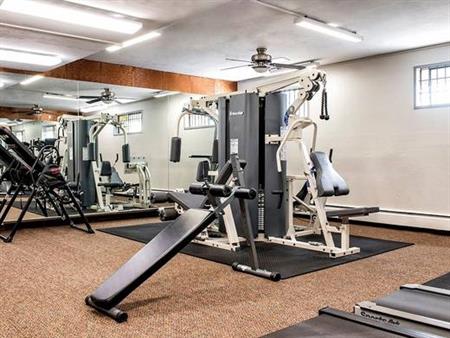 1Bed/ bath On-Site Management, Fitness room, rec room,