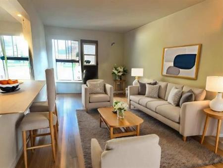 1 CH - 1 SDB - Montréal - $1,350 /mo