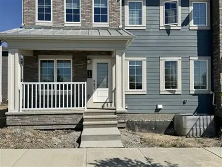 Family Friendly 3-Bedroom Townhouse for Rent in Yorkville | 176 - Yorkville Park SW, Calgary