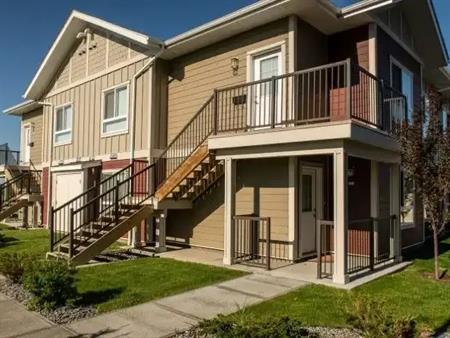 204 221D Lake Street | 204 221D Lake Street, Red Deer County