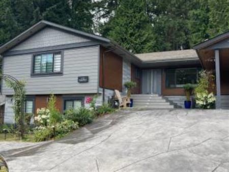 4 Bedroom Grouse Mountain House Rent