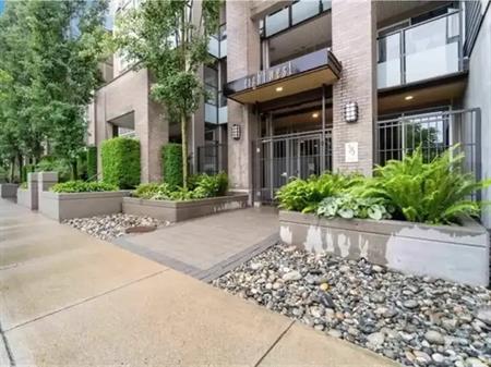 Corner Unit in amazing Neighborhood - won't last | 3 - 55 8th Avenue, New Westminster