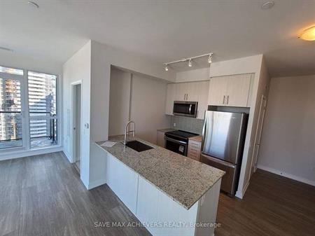 Burnhamthorpe & Confederation Excellent Layout 2Bdrm Double Balcony