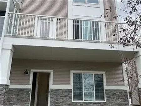 424,669 Savanna Blvd NE | 669 Savanna Blvd NE, Calgary