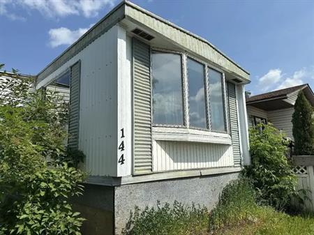 Mobile Home - For Sale or Rent to Own | 144 Greely Road, Fort McMurray