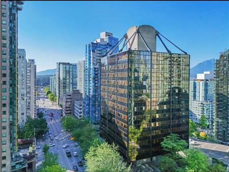 $2950/ 1br - 668ft2 - Coal Harbour: 1 Bedroom + Den Suite (Coal