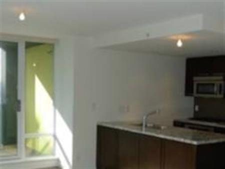 Yaletown furnished 2 bedroom apartment available