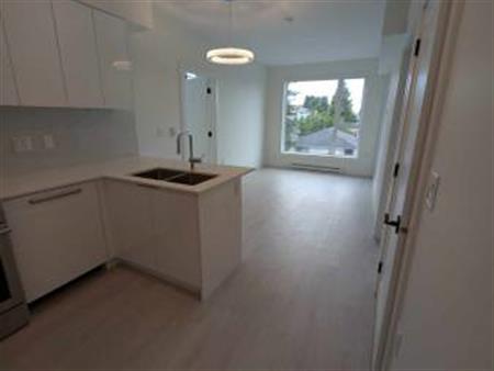 2 bedroom 2 baths apartment - Joyce-Collingwood