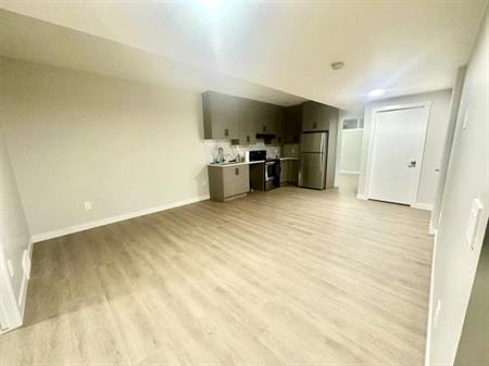 2 Beds 1 Bath - Basement - Corner Meadows