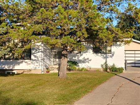 Mill Woods Basement Suite - Available Immediately | 1038 - 82 Street NW, Edmonton