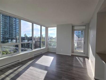 Specious two bedroom at Metrotown for rent