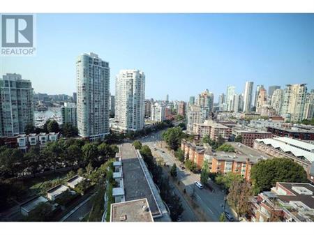 2-B 2-B Apartment in Yaletown