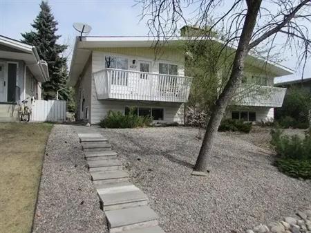 Cozy 2 BR MAIN FLOOR home in Varsity! | Calgary