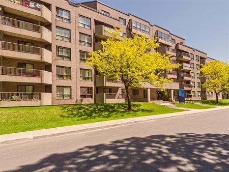 Appartement 1 chambre à louer Ville St-Laurent - Bois-Franc à Complexe Deguire