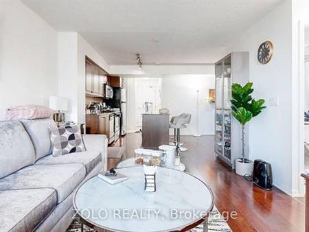 1+1 Bedroom,1 Bathroom - Neptune Condos