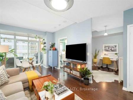 1+1 Bedroom, 1 Bathroom - King West Condominiums