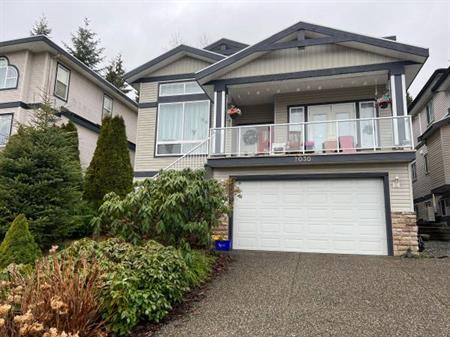 2 Beds 1 Bath Ground Floor suite for rent in Westwood Plateau