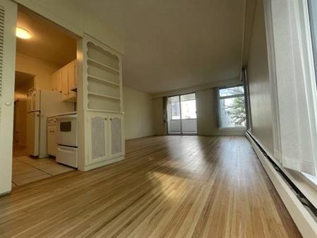 2 bed/2 bath apartment in Kerrisdale