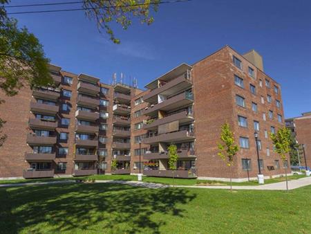 1 Bdrm Available At 455 Racine Avenue, Dorval - 455 Racine Avenue, Dorval