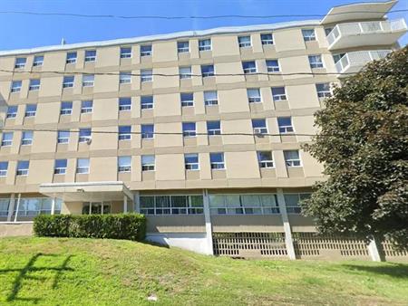 (Gatineau) 240 Boulevard Alexandre-Taché 301