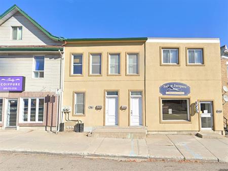 (Gatineau) 224 Rue Montcalm B