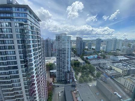 Amazing city water view 2 bed 2 bath Condo in Yaletown | 939 Homer Street, Vancouver