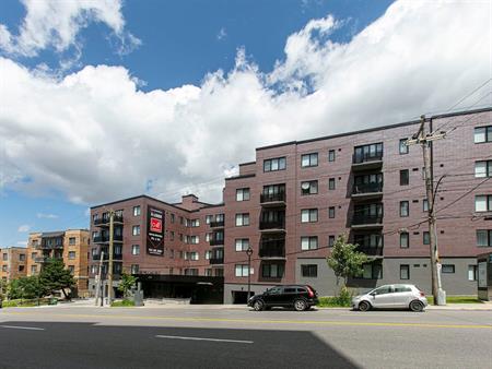 4851 Côte-St-Luc Road - The Mooncrest - 2 Bedrooms - 4851 Chemin De La Côte-Saint-Luc, Montréal