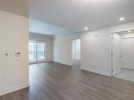 3 CH - 2 SDB - Montréal - $2,880 /mo