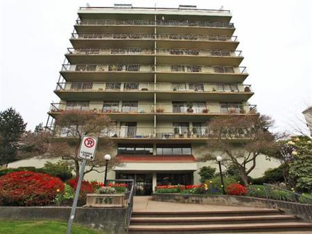 Quiet + Sunny 2 Bed 2 Bath in West Vancouver @ Lioncrest - UNFURNISHED