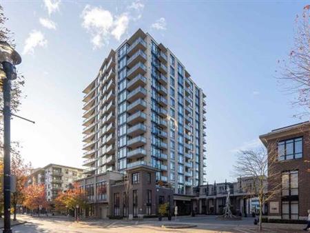 1 Bed/ 1 Bath Lower Lonsdale Time Building