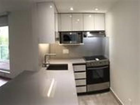 $2,790 / 1br - 535ft2 - MODERN JR 1 BD SEA WALL