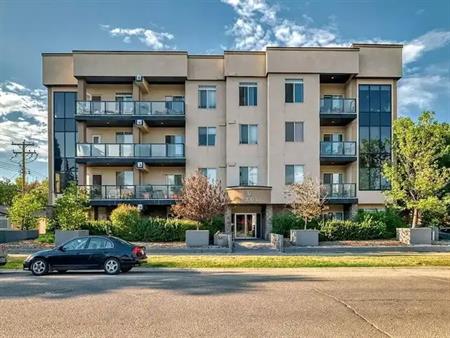 Executive 2 Bedroom Suite | #206 488 7Ave, Calgary