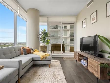 Fully furnished, Unmatched Amenities on the 33rd Floor | 3304 - 1122 3 Street Southeast, Calgary