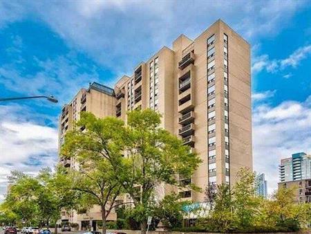 Brand New Kitchen--2 Bedroom Beltline Condo!