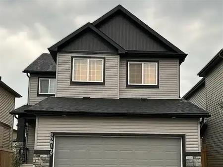 Clean and Comfortable House in Secord community for Rent | Edmonton