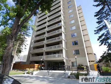 Executive condo in the desirable Grandin neighborhood. | Edmonton