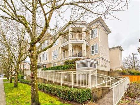 **READY IMMEDIATELY in Central Port Coquitlam