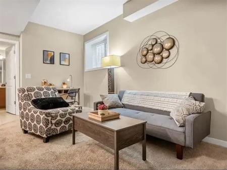 1 Bedroom, 1 Bath, Cozy and refined Lower Suite, with fully equipped Kitchen | Calgary