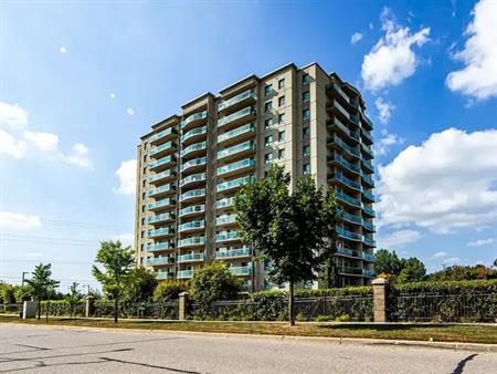 Auburn Towers | 250 Lena Crescent, Cambridge