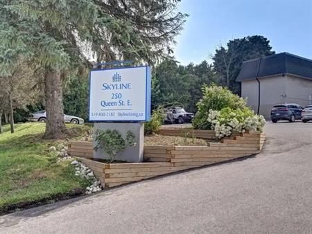 Hillcrest Apartments | 250 Queen St. E., Fergus