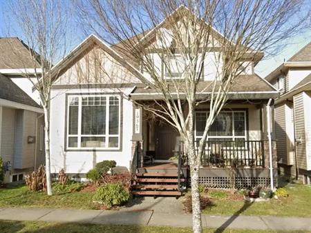 19367 72A AVE | 72A AVE 72A AVE, Surrey