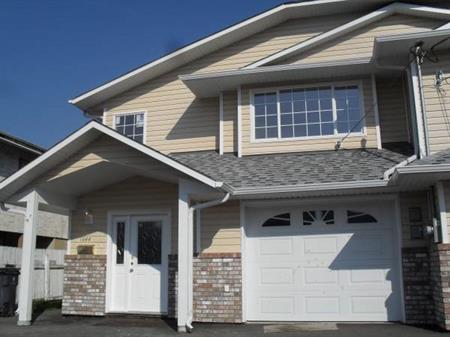 Beautiful Suite with Garage!