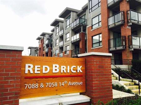 $3,100 / 2br - 874ft2 - Close to 900sq.ft. this 2-bed 2-bath 4th floor