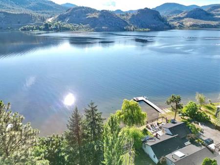 Waterfront Home on Skaha Lake