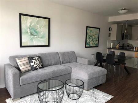 Lower Lonsdale Executive Furnished 1 Bedroom